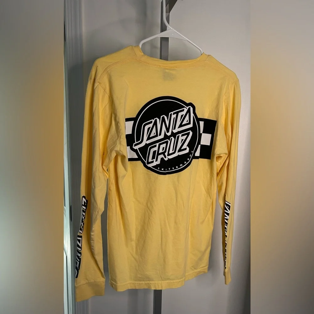 Men’s medium yellow long sleeve t shirt Santa Cruz Skateboards - Picture 2 of 2
